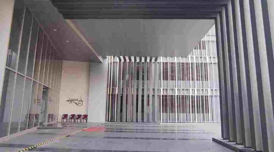 Sheth-Auris-Tower-B-Clara-External-Main-Entrance